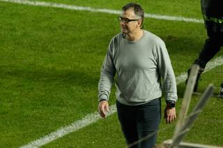 Bonus track: Pizzi tiene crédito en Racing, aunque la cuenta ahora le da "0-8"