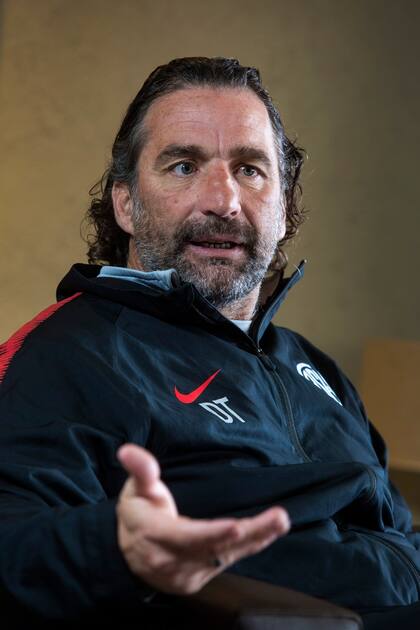 Pizzi: "Pep acompaña, ayuda y participa de la revolución, pero el que hace la gran revolución es Messi"