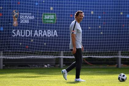 Juan Antonio Pizzi, conductor de Arabia Saudita, que jugará el encuentro inaugural ante Rusia