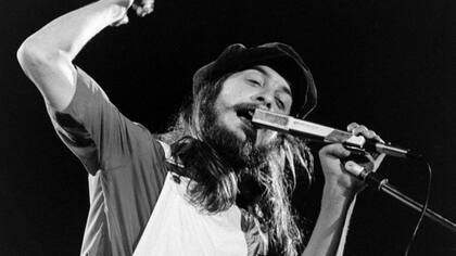 Juan Carlos Baglietto es otro de los artistas retratados en la serie "El amor después del amor"