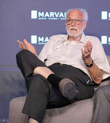 Juan Carlos de Pablo: "No tengo ningún problema que se funda la empresa porque tiene que fundirse, pero que se funda la empresa por la presión positiva, por los camiones de Pablo Moyano o porque un juez diga cómo se le canta una bonificación por despido, es una barbarie”