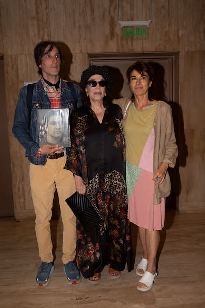 Juan Cruz Bordeu llegó con su mamá, Graciela Borges.