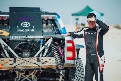 Juan Cruz Yacopini tenía en la mira el Rally Dakar 2026 en Arabia Saudita; lo corre desde 2019, cuando acompañó a su padre, Alejandro