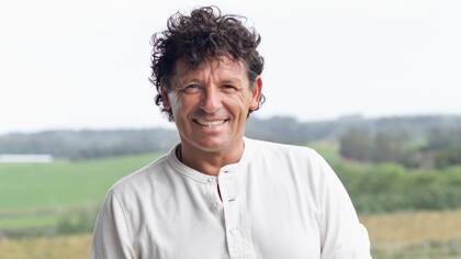 Juan Curuchet, el ociólogo experto de la semana