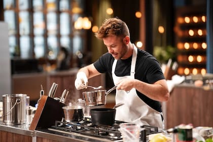Juan De la Cruz sorprendió al jurado con sus habilidades para la cocina (Foto: Instagram/@delacruzcooks)
