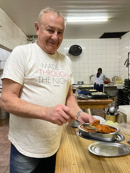 Juan De Rosa, hermano de Graciela y dueño de El Ancla.