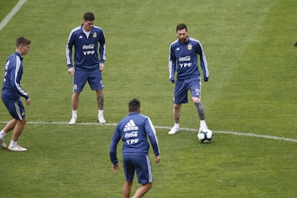 Messi, en un entrenamiento durante la Copa América. Su opinión fue una de los argumentos que explican la continuidad de Scaloni.