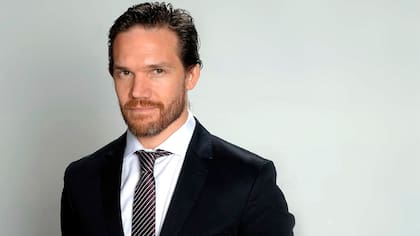 Juan Gil Navarro y un análisis crítico de la televisión argentina