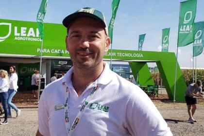 Juan Ignacio Moro, gerente comercial de Leaf Agrotronics, en la muestra