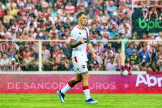 Hizo más de 100 goles en el fútbol uruguayo y su hat-trick le dio otro triunfo a Newell's en la Copa de la Liga