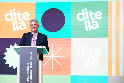 Juan José Cruces en un momento distendido de la cena