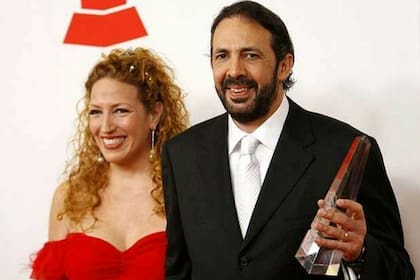 Juan Luis Guerra, Nora Vega y un amor para toda la vida - LA NACION