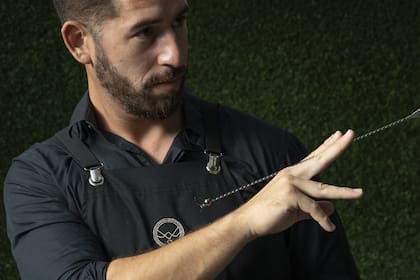 Juan Manual hoy brilla en el mundo de la coctelería y como consultor gastronómico