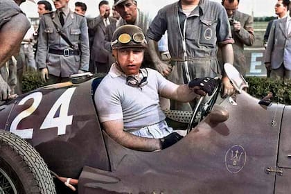 Juan Manuel Fangio al volante de una Maseratti