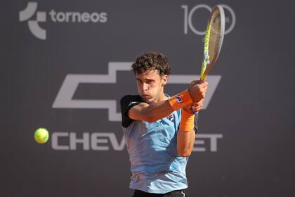 Juan Manuel Cerúndolo derrotó en sets corridos a Andreozzi