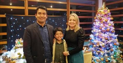 Juan Manuel junto a sus padres