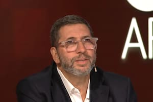 Olmos cuestionó a Milei e instó al peronismo a crear una alternativa económica con orden fiscal