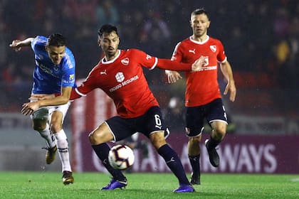 Juan Manuel Sánchez Miño y Nicolás Domingo fueron los mejores de Independiente en el estreno de Beccacece.