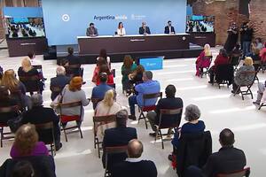 Juan Manzur y Fernanda Raverta anuncian la implementación de la Jubilación Anticipada