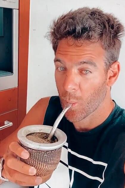 No se conoce información sobre la rehabilitación de Del Potro; está en Miami y sus apariciones virtuales de los últimos tiempos fueron únicamente con saludos, acompañado del mate.