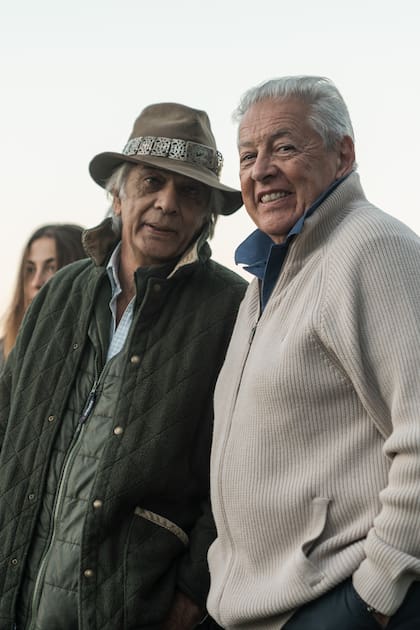 Juan Martín Zavaleta, muy canchero con su sombrero de inspiración western.