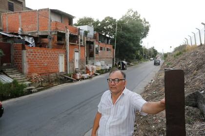 Juan Martínez, uno de los fundadores y presidente de la asociación civil Vecinos del Barrio Saldías.