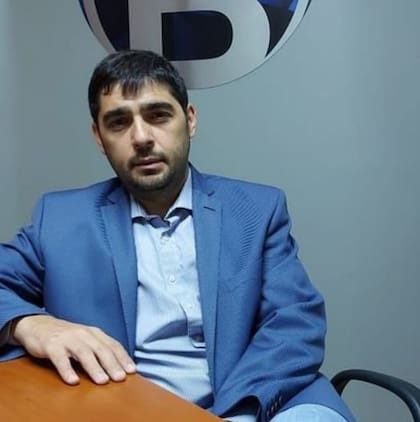 Juan Pablo Beacon, el supuesto nexo entre Toviggino y Lobo Medina, protgonizó el video en el que cuenta dinero en grandes cantidades, supuestamente destinado al dirigente de AFA.