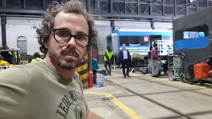 Juan Pablo Regalado en medio de la filmación de El Eternauta