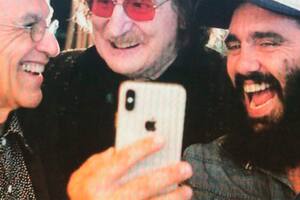 Sorín saludó a un músico por su cumpleaños con una foto con Charly García