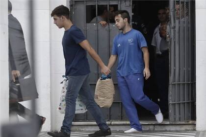 Juan Pedro Guarino y Alejo Milanesi, cuando fueron liberados luego de su sobreseimiento