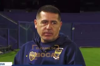 Riquelme habló sobre Cavani, Paredes y la puerta de la Bombonera, pero no se refirió a la situación de Russo