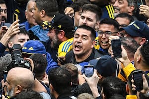 Conducirá a Boca por 4 años tras una amplia victoria sobre la fórmula Ibarra-Macri