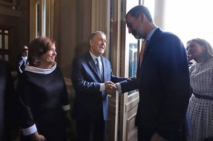 Juan Schiaretti,, gobernador de la provincia de Córdoba recibe al Rey Felipe VI