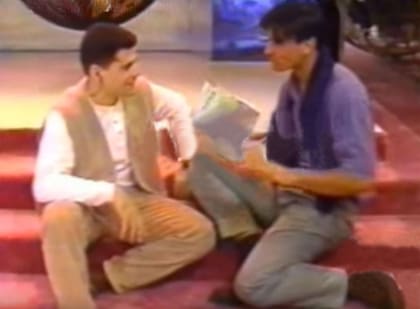 Juan Segundo Stegmann junto a Julián Weich en "360, todo para ver". Durante los 90, también fue modelo de Pancho Dotto. Su noviazgo con María Belén Aramburu (la madre de sus dos hijos) atrajo la atención de todas las revistas.