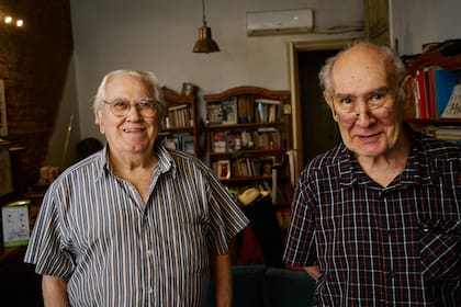 Juan "Tata" Cedrón junto a su compañero de músicas Miguel Praino