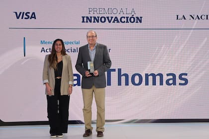 Juan Thomas recibió una mención especial