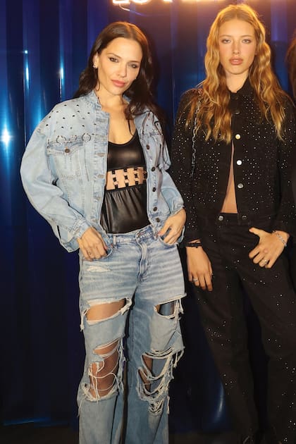 Juana González Victorica y su madre, también se sumaron a la presentación de la nueva colección de Lovely Denim.