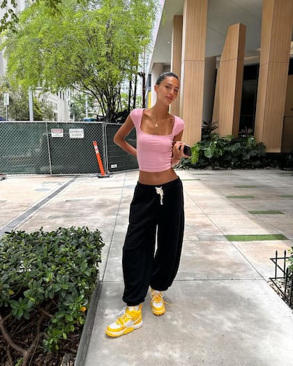 Juana Tinelli compartió nuevas fotos en sus redes (Foto: Instagram @juanittinelli1)