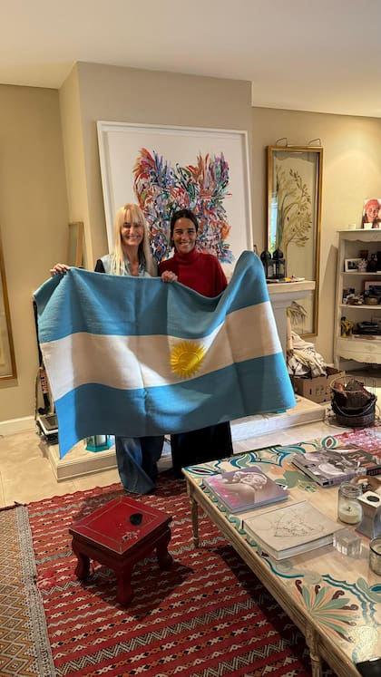 Juana Viale es otra de sus clientas famosas.