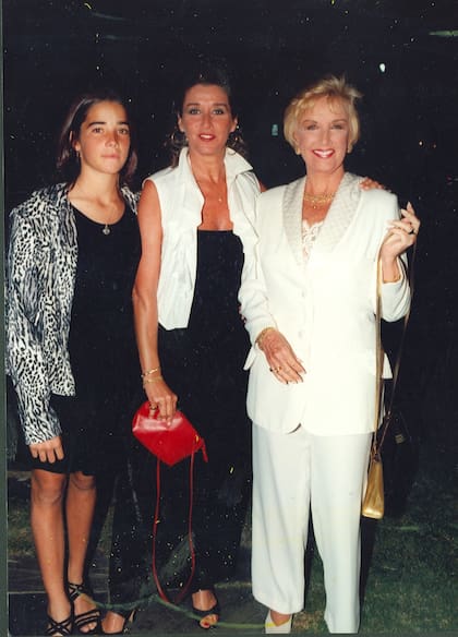 Juana Viale, Marcela Tinayre y Mirtha Legrand