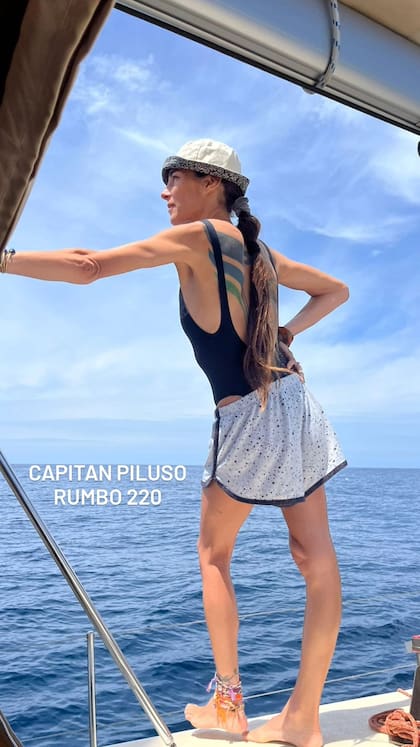 Juana Viale partió junto a Yago Lange, su novio