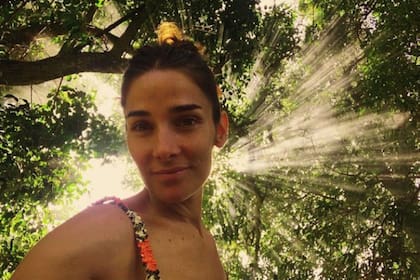 Juana Viale se retrató en su entorno favorito: la naturaleza