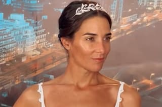 Juana Viale volvió a la conducción de los almuerzos y su vestido blanco se robó la atención