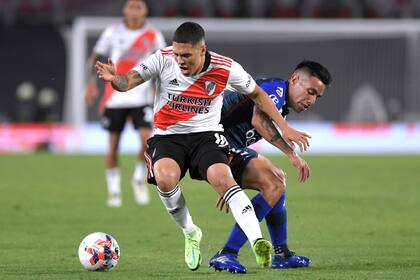 Juanfer Quintero, en su regreso a la cancha de River en un partido amistoso ante Vélez