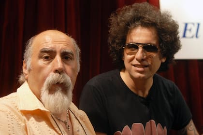 Juanjo junto a Andrés Calamaro, quien colaboró en su disco Sin Red.