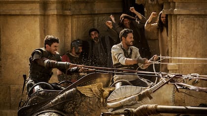 Judah ben-Hur y Messalla en la batalla final