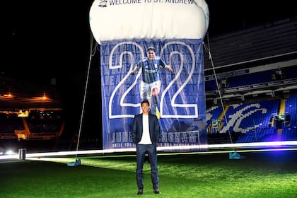 Jude Bellingham, el día en que retiraron su camiseta en Birmingham con el número 22