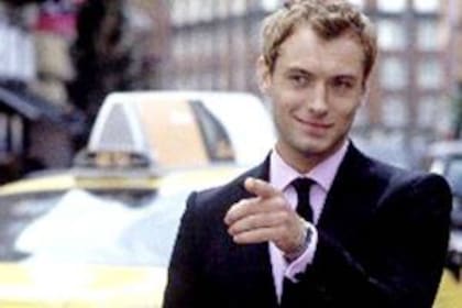Jude Law protagonizó la remae de Alfie, el film que en los 60 lideró Michael Caine