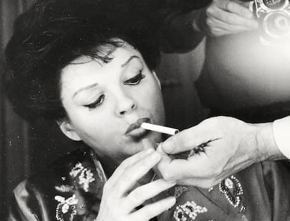 Judy Garland intentó quitarse la vida en reiteradas ocasiones