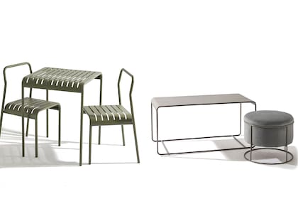 JUEGO DE MESA Y SILLAS NATSU. En hierro curvado con terminación microtexturada. Las sillas son apilables y vienen en varios colores. Mesa: 75 cm de alto, 60 cm de ancho y 60 cm de profundidad. Silla: 80 cm de alto, 40 cm de ancho y 40 cm de profundidad. @ikomo.design
MESA TEBURU Y PUF FOMU. En hierro curvado con terminación microtexturada. Vienen en varios colores. Mesa: 1 m de largo, 50 cm de ancho y 48 cm de altura. Puf: 45 cm de alto, 45 cm de ancho y 45 cm de profundidad. @ikomo.design
